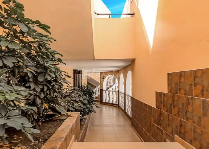 Appartement Paulmarie With Sunny Terrace Ocean View