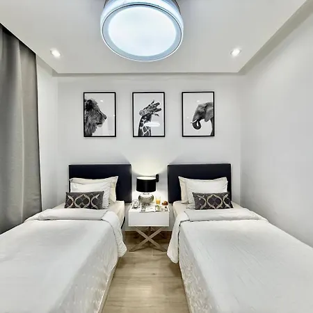 Costa Adeje Ocean View Apartment With Sunny Terrace *