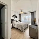 Paulmarie With Sunny Terrace Ocean View Apartment